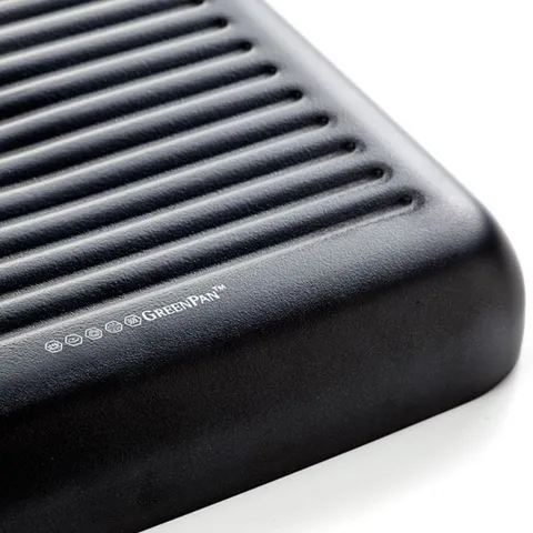 Green Pan Cambridge 28cm Square Grill Pan Bottom