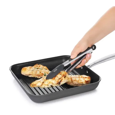 OXO Good Grips 12-Inch Tongs Turning