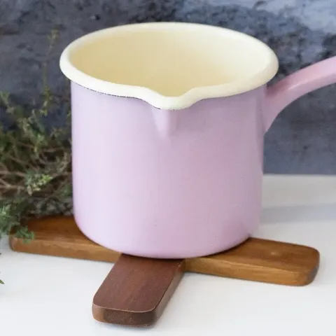 Home Classix Wooden Trivet Lifestyle