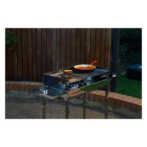 Megamaster Explorer Portable Charcoal Braai Lifestyle 2