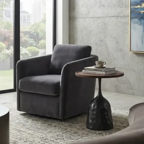 Hii Leo Side Table CT-321 Display