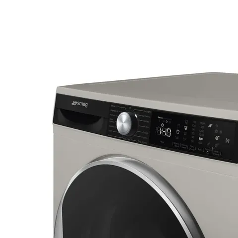 Smeg 7kg Silver Condenser Tumble Dryer D3T7SSA door