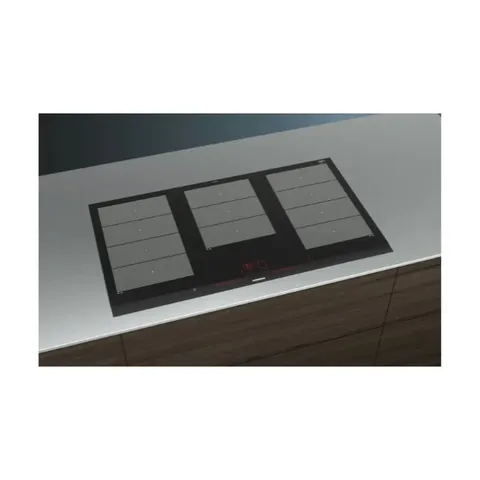 Siemens 90cm Induction Hob EX975LXC1E Integrated