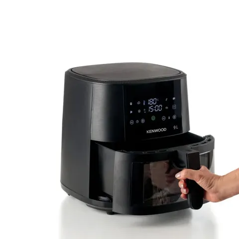 Kenwood 9L Air Fryer HFG92 hand