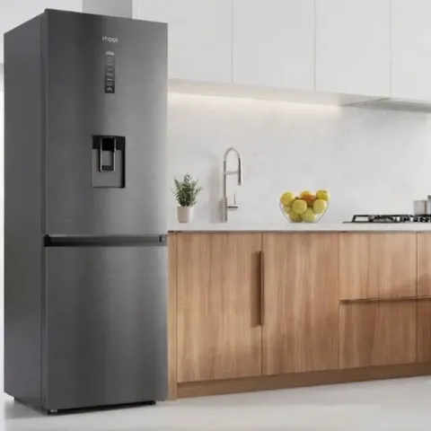 Haier 327L Shiny Black Bottom Freezer HRF-425VCWRMBLZA Display