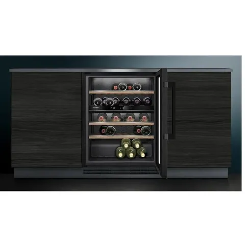 Siemens 120L Integrated Wine Cooler KU21WAHG0 door open