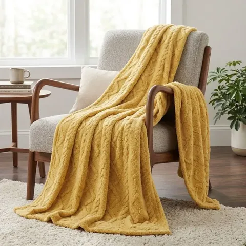 Home4U 130x230 Mustard Throw LMT118M Display