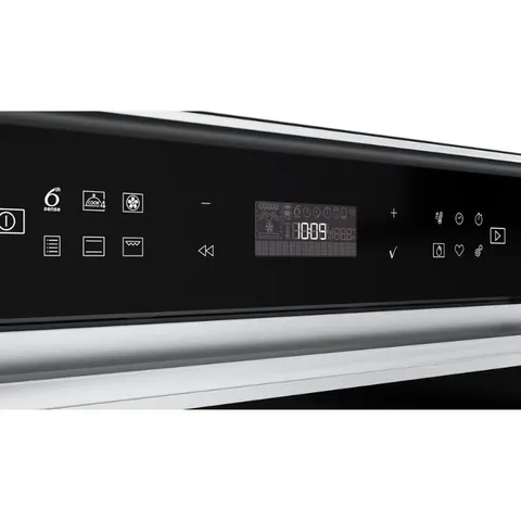 Whirlpool 60cm 6th Sense Built-in Oven W7OM44BS1H controls