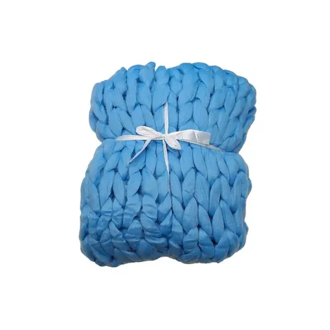 Home4U 100x120 Blue Chunky Woolen Blanket