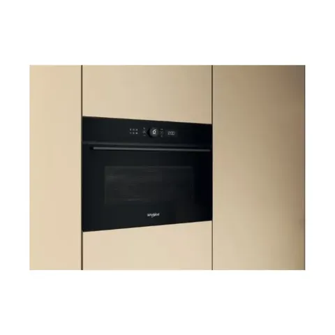Whirlpool 40L Integrated Microwave Combi Oven WMW57DMB Display