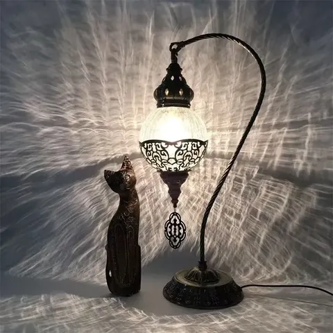 Home4U Tiffany Lamp YBT180-J Display