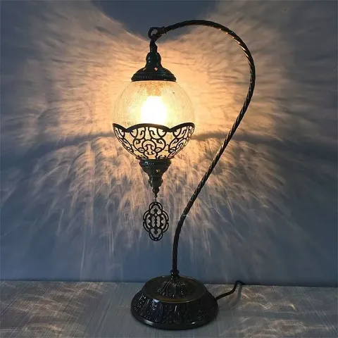 Home4U Tiffany Lamp YBT180-J Example