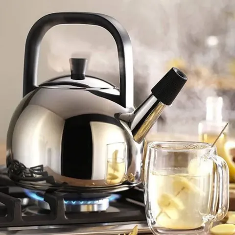 Zwilling 1.6L Whistling Kettle Lifestyle